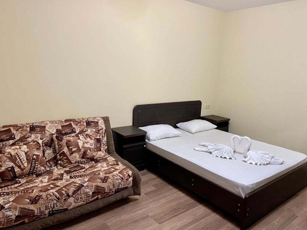 Mini Hotel Diva Alakhadzi Kültér fotó