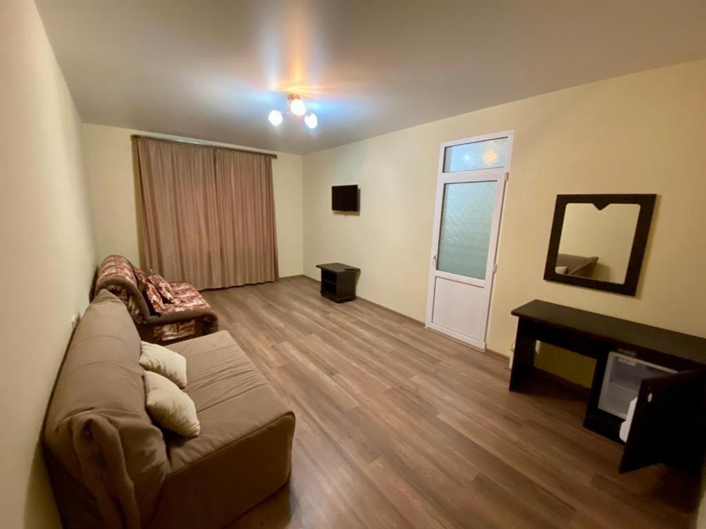 Mini Hotel Diva Alakhadzi Kültér fotó