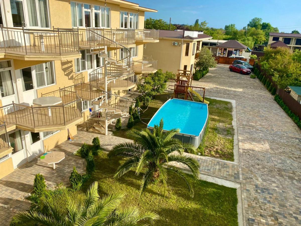 Mini Hotel Diva Alakhadzi Kültér fotó